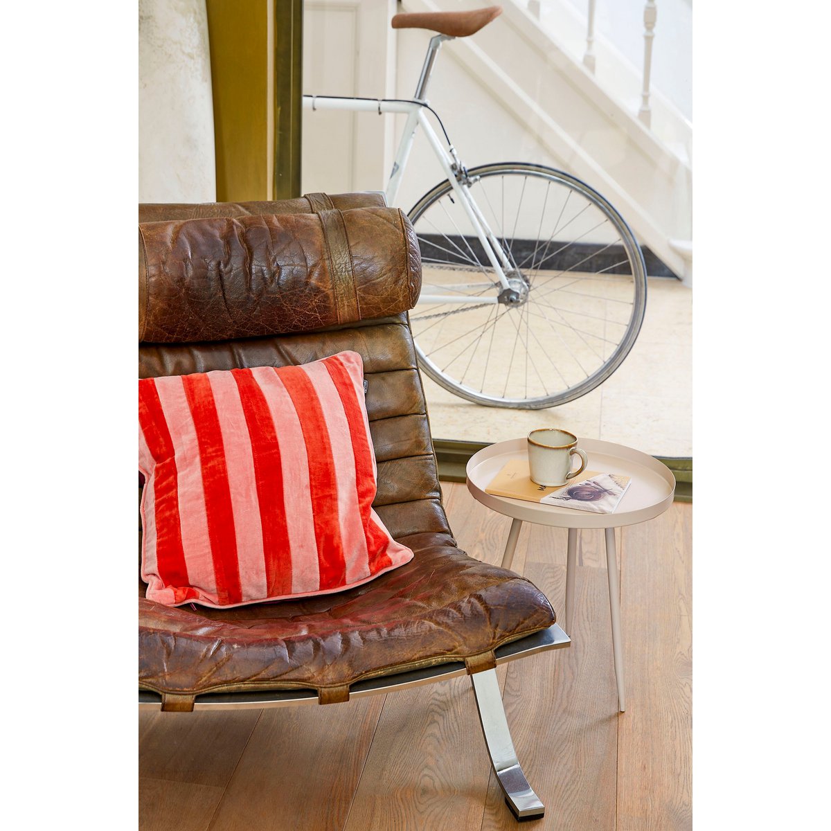 Bijzettafel Flores Beige Mica Decorations