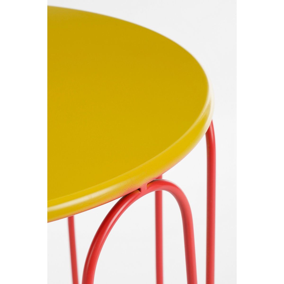 Dione Bijzettafel - Set van 2 - H40 x Ø46 cm - Metaal - Geel