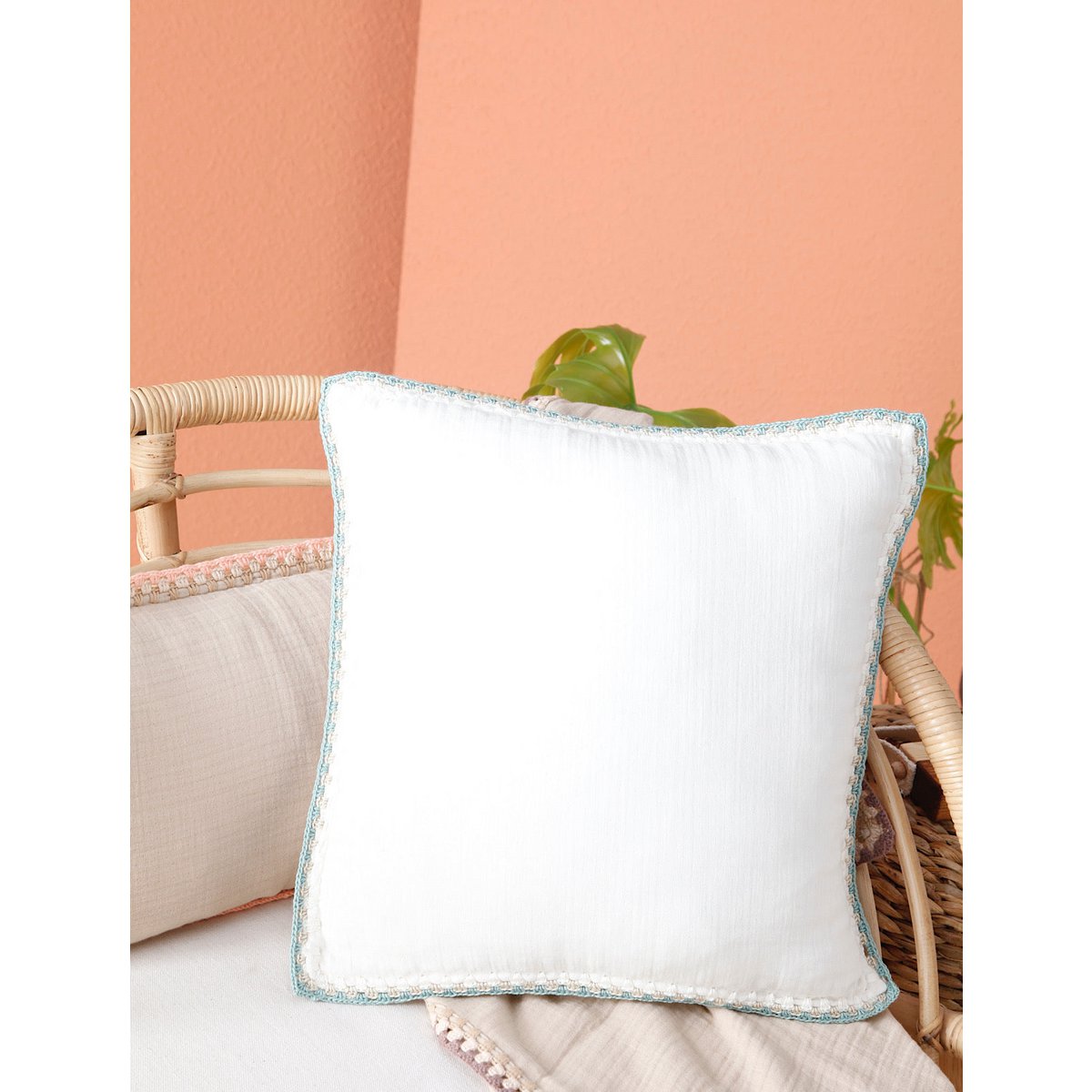 MOUSSELINE kussensloop gehaakt