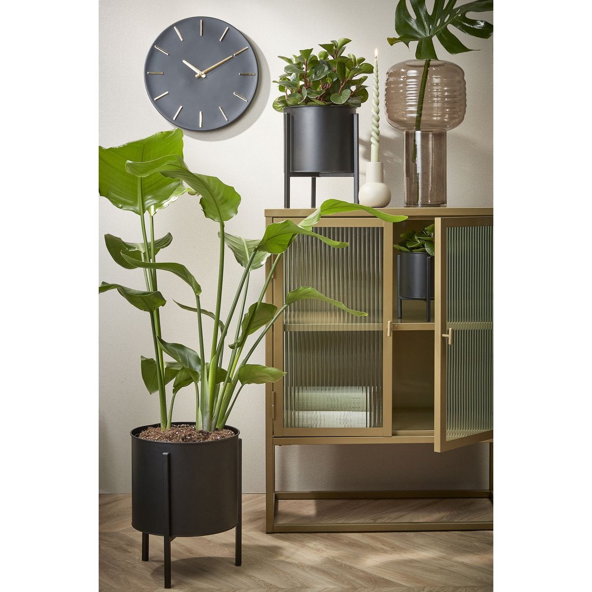 Jessy Bloempot op Standaard - Set van 3 - H35 x Ø27 cm - Metaal - Zwart Mica Decorations
