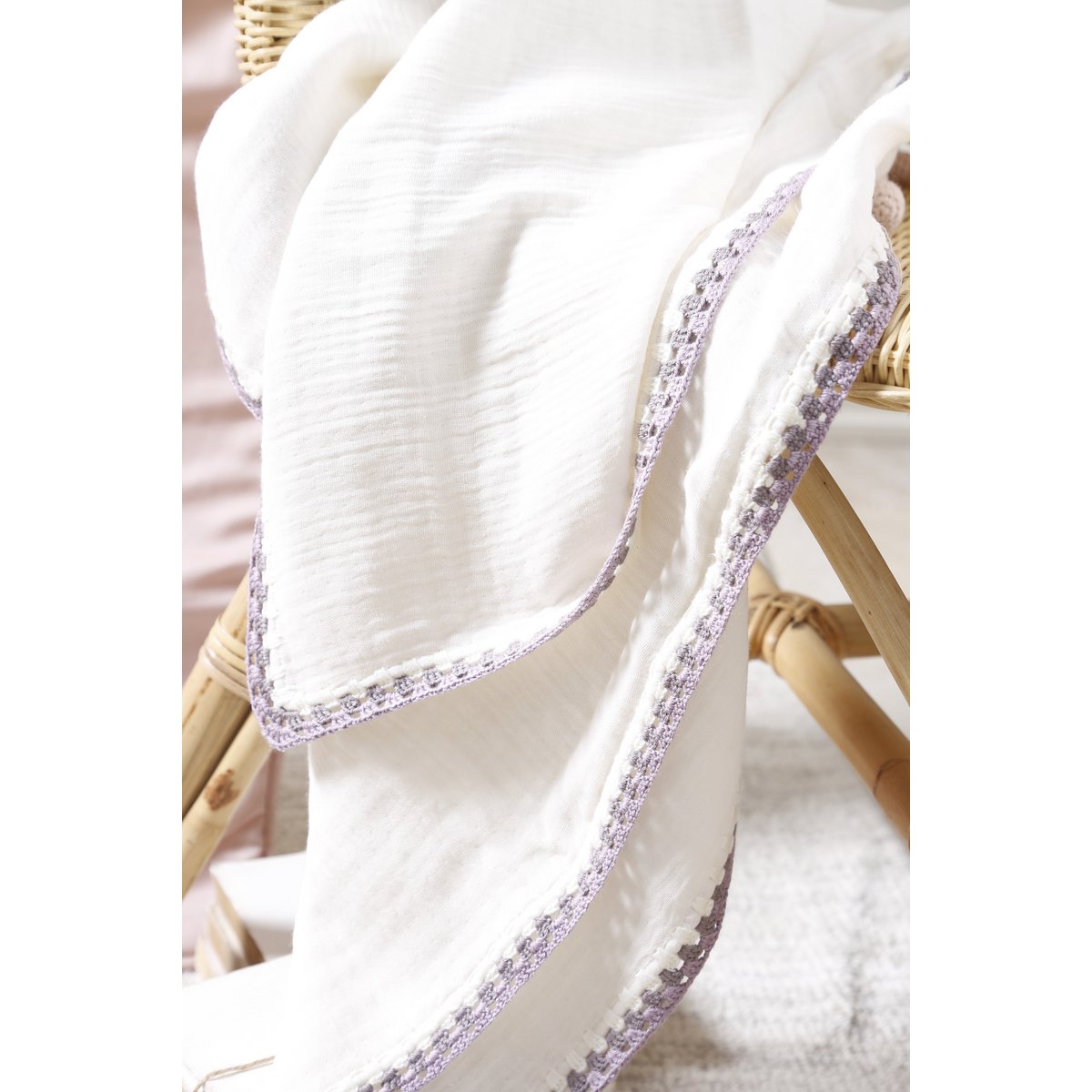 MOUSSELINE deken gehaakt