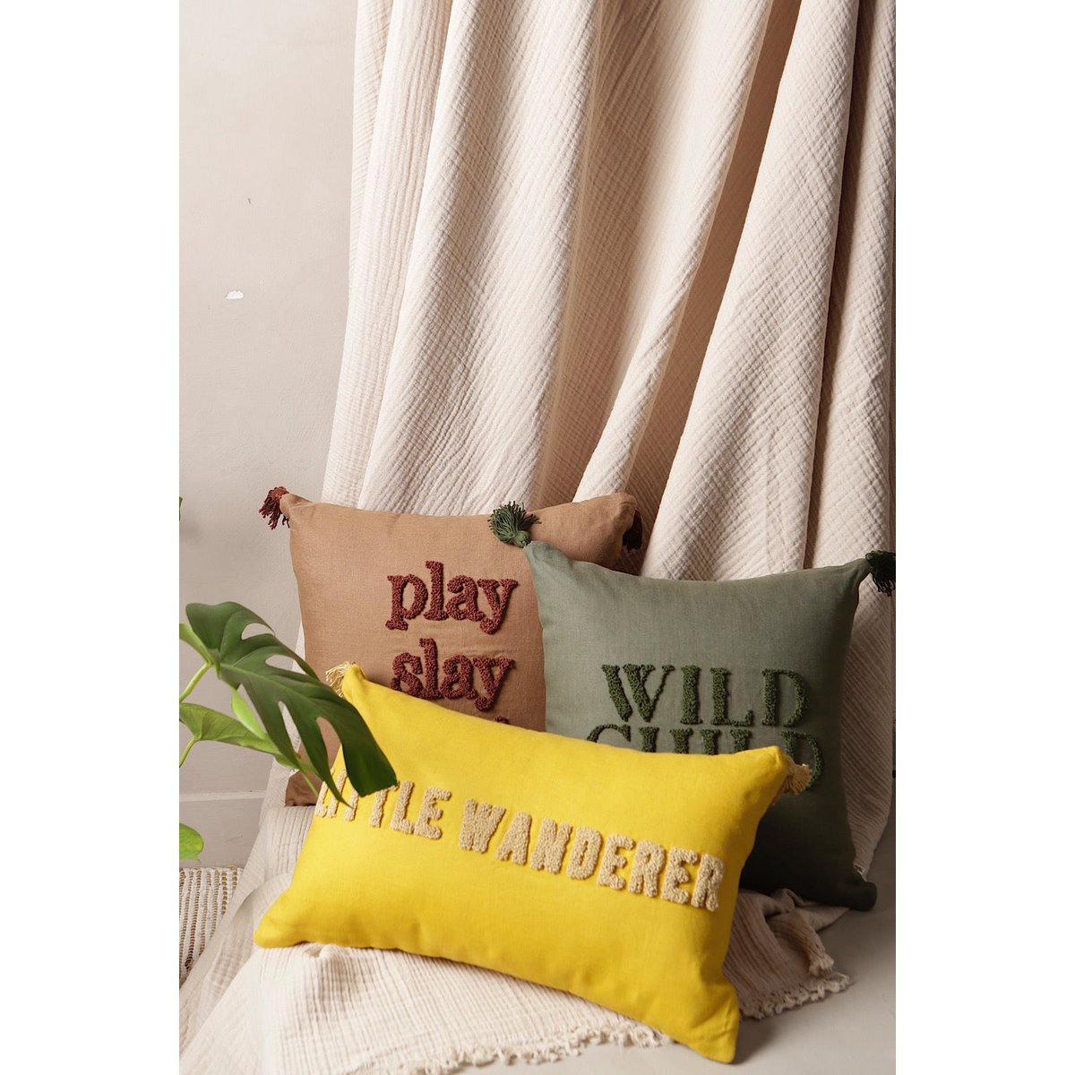 LITTLE WANDERER kussen