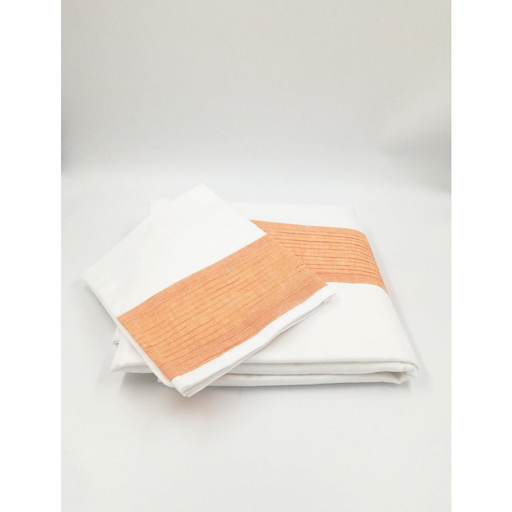 GESTREEPT beddengoed