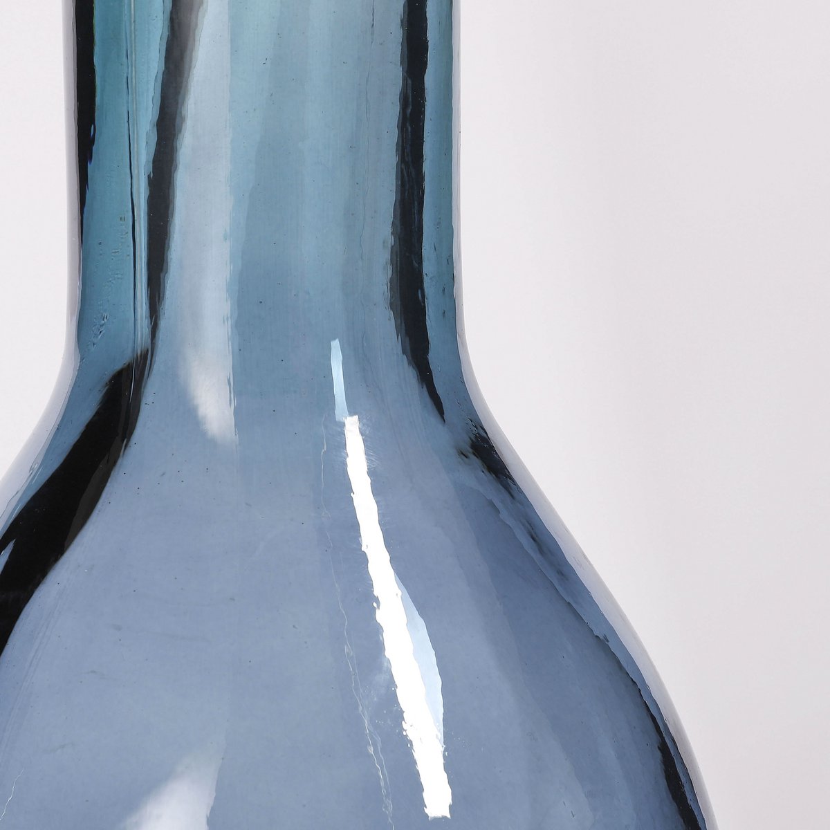 Rioja Fles Vaas - H75 x Ø18 cm - Gerecycled Glas - Lichtblauw Mica Decorations